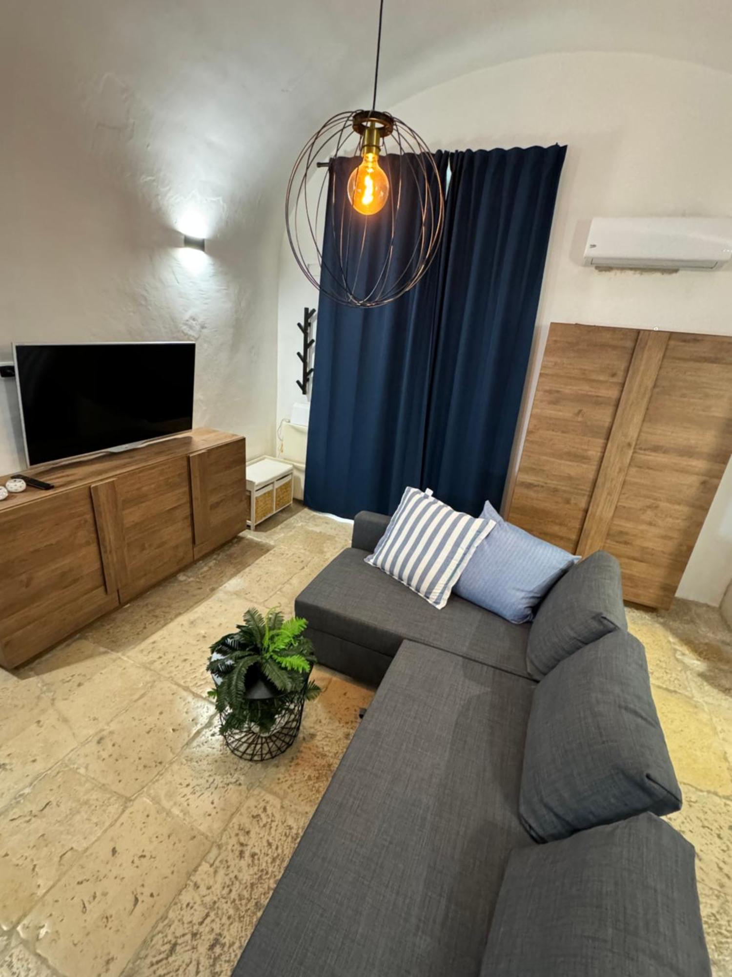 B&B Dormi Bene Bisceglie Exteriör bild